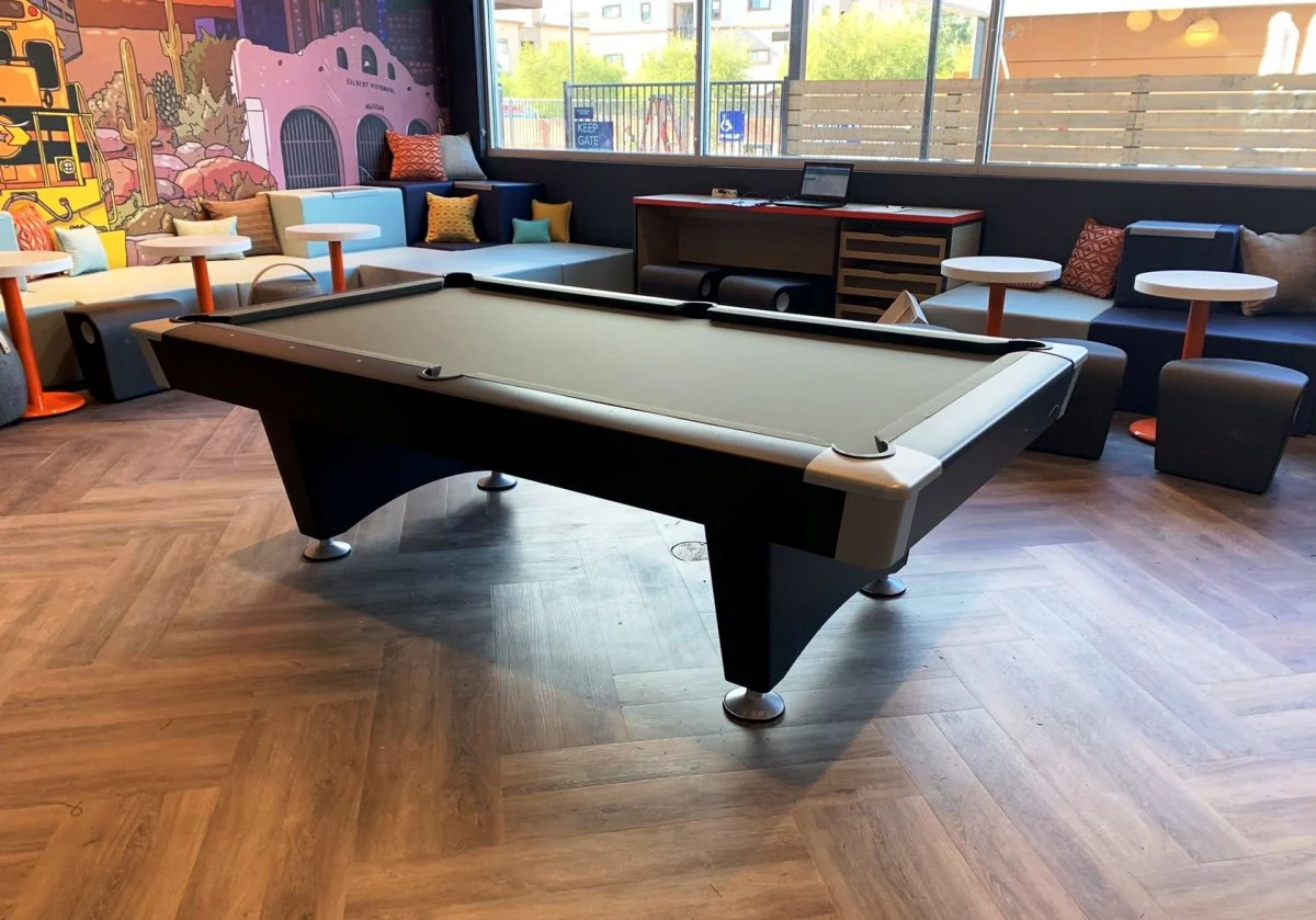 Brunswick Black Wolf Pool Table - Image 3