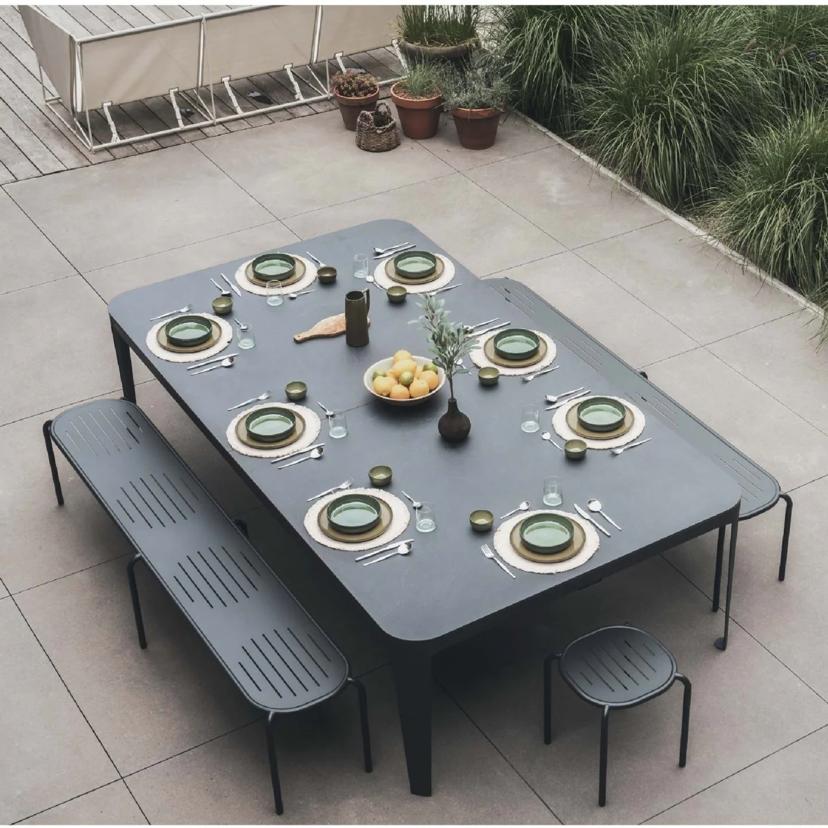 Hyphen Indoor / Outdoor Dining Table Tennis Table - Image 4