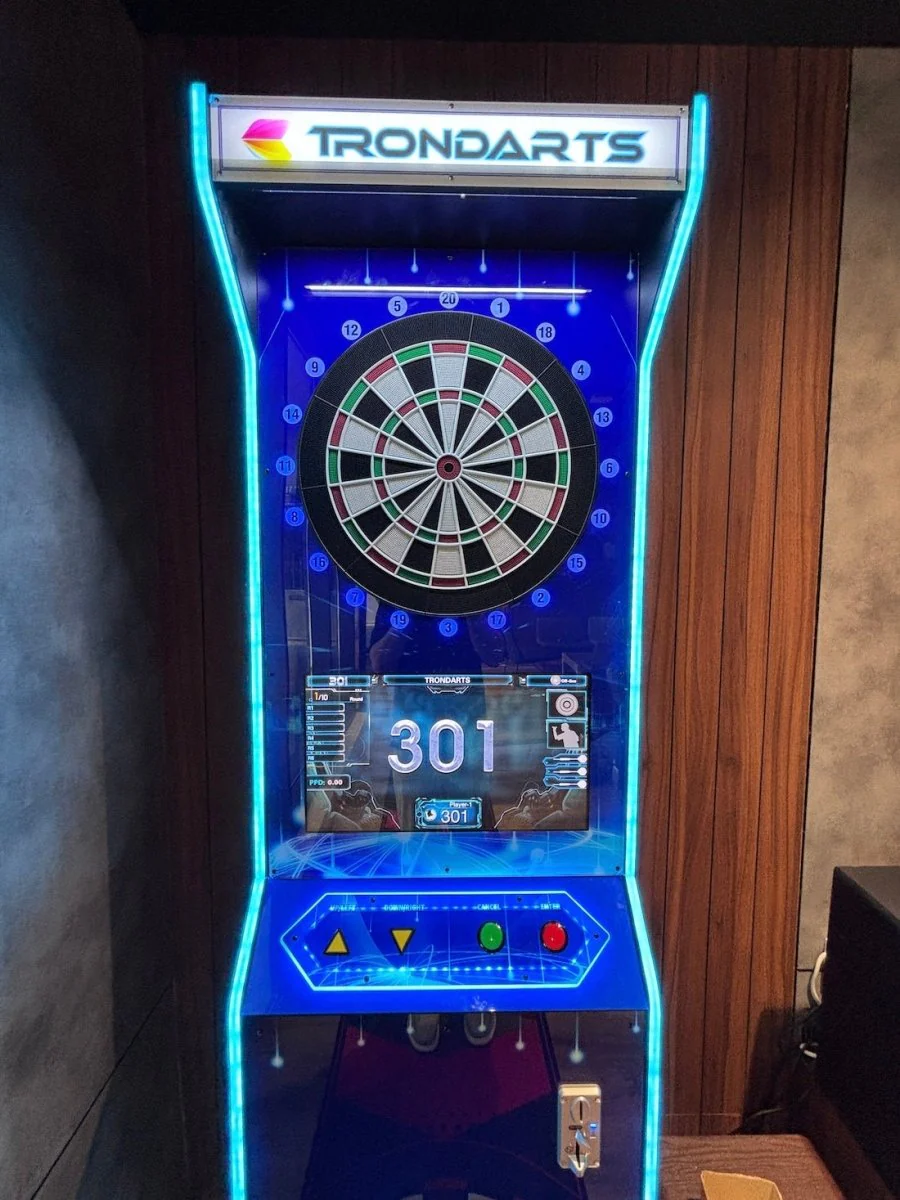 Tron DX Free-Standing Electronic Darts Machine (Free Play / Coin-operated) - Image 6